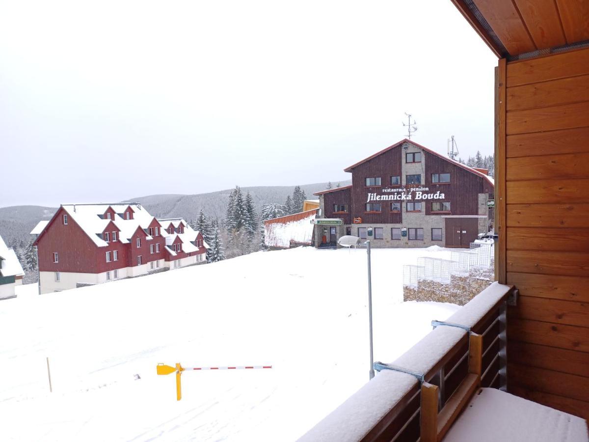 Apartman M5 Horní Mísečky Exteriér fotografie